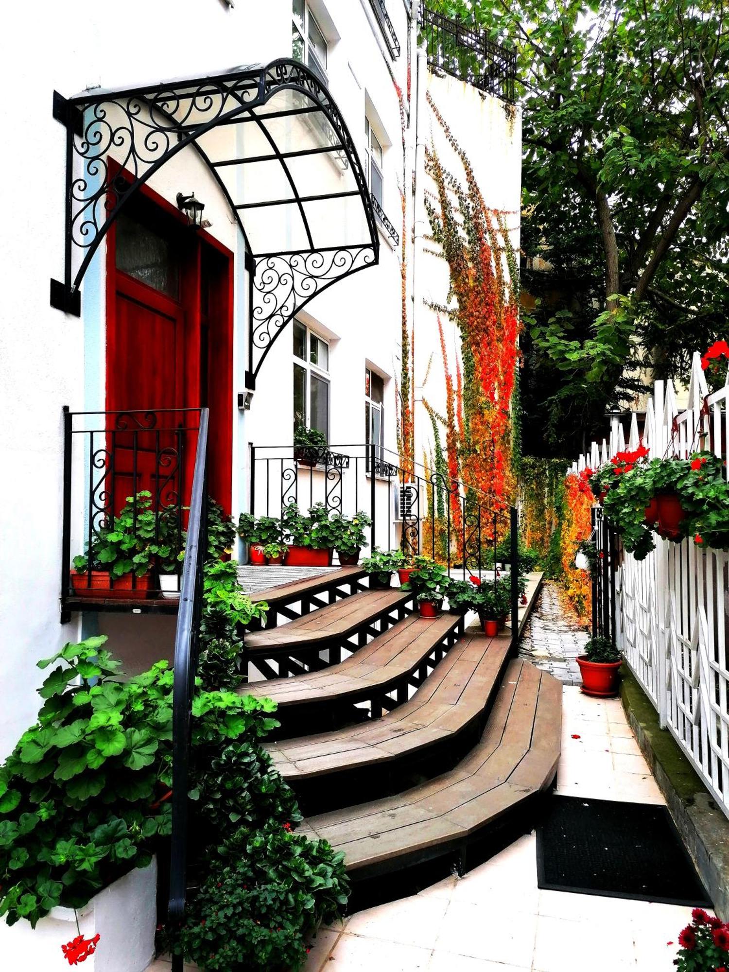 City Boutique Inn Варна Экстерьер фото