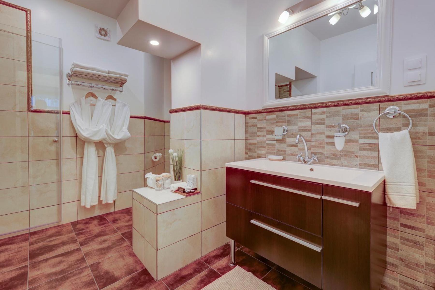 City Boutique Inn Варна Экстерьер фото
