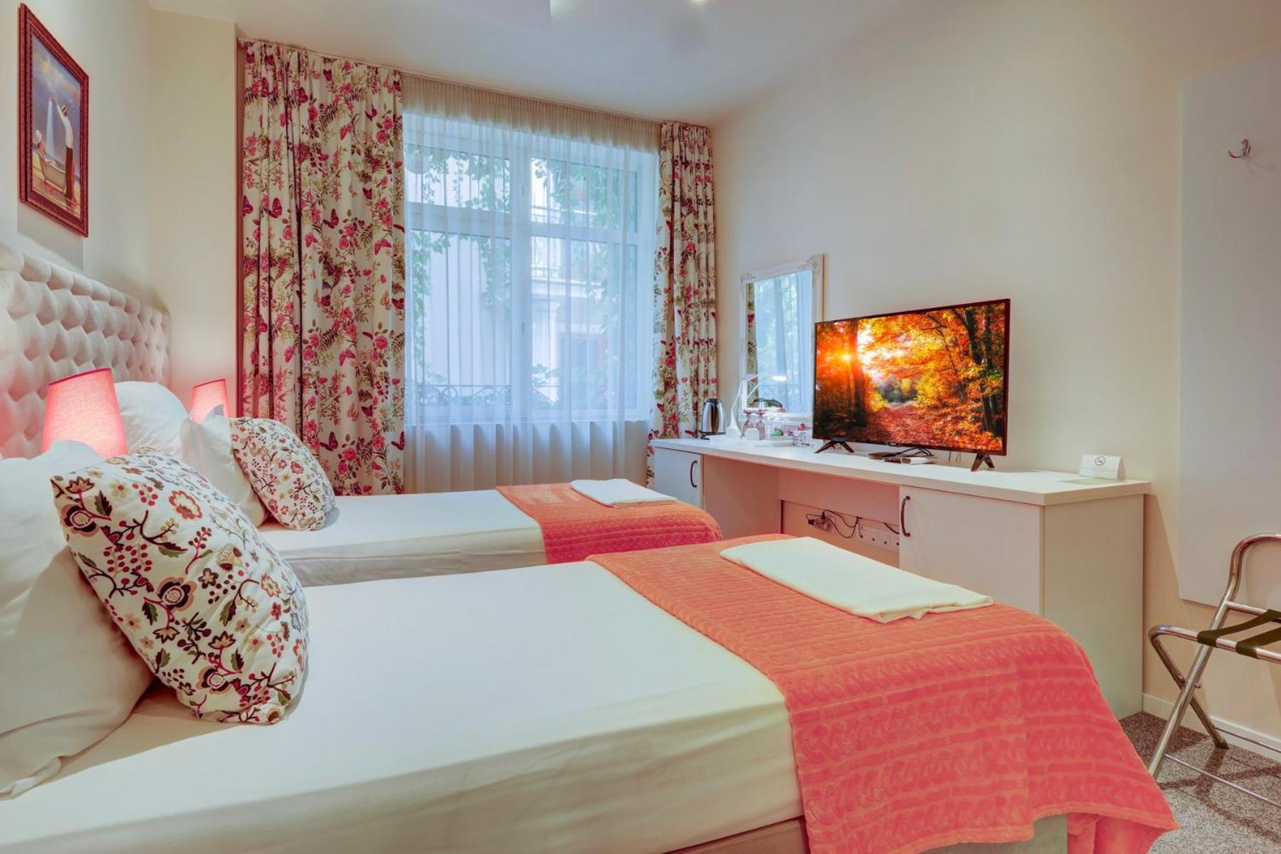 City Boutique Inn Варна Экстерьер фото